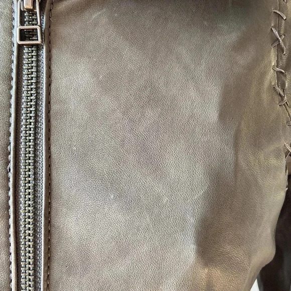 Danier | Italian Leather  Coat - Picture 7 of 15